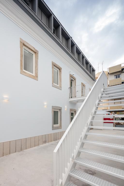 Hostel Conii & Suites Algarve Quarteira Luaran gambar