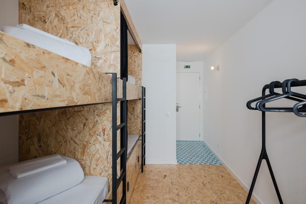 Hostel Conii & Suites Algarve Quarteira Luaran gambar