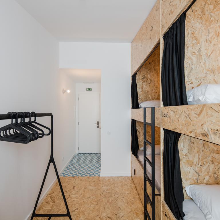 Hostel Conii & Suites Algarve Quarteira Luaran gambar
