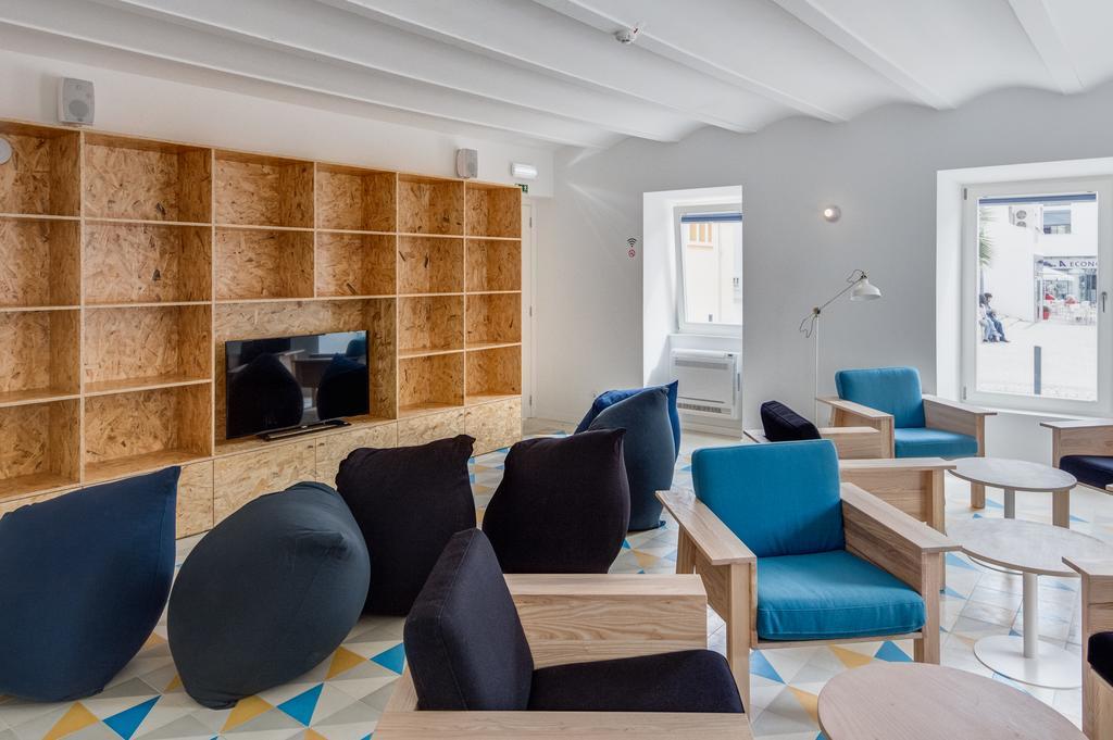Hostel Conii & Suites Algarve Quarteira Luaran gambar